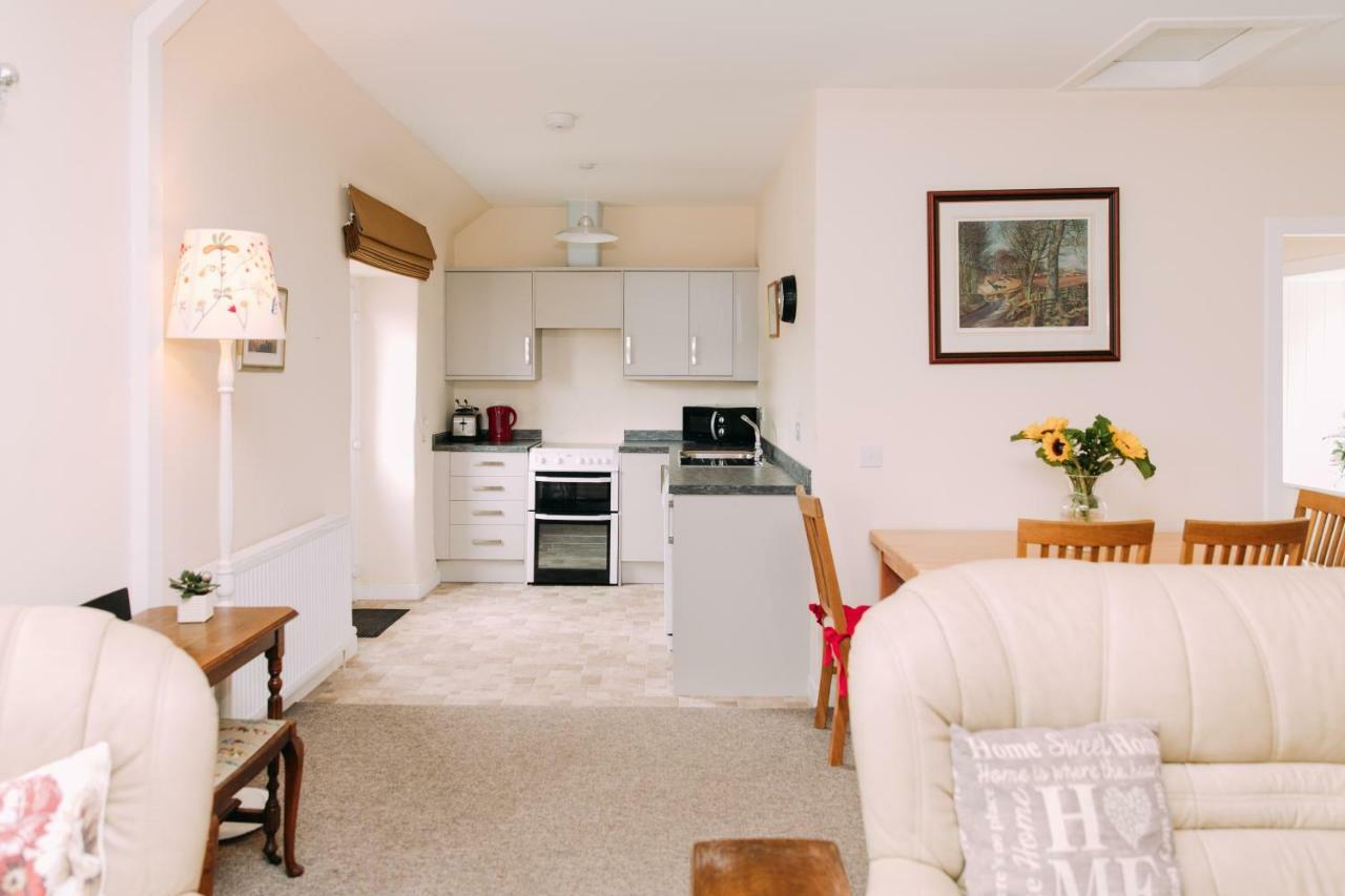 Incheoch Farm Cottage Kilry Bagian luar foto